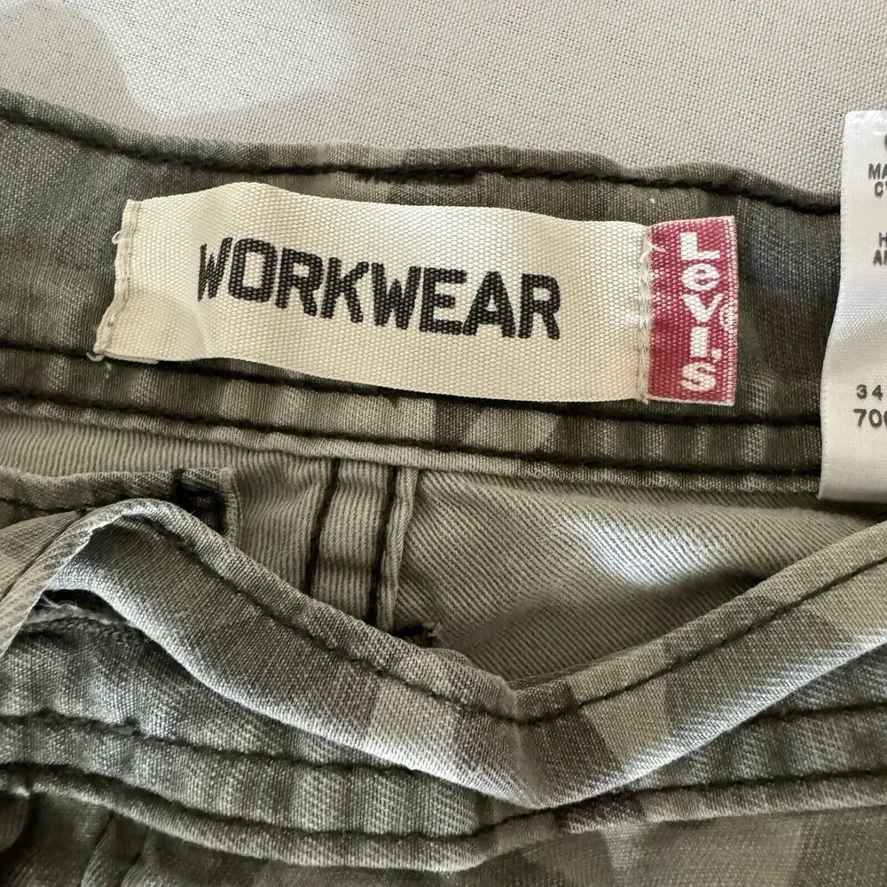 Levis Camo Cargo Shorts Mens Size 42 US - Picture 5 of 12